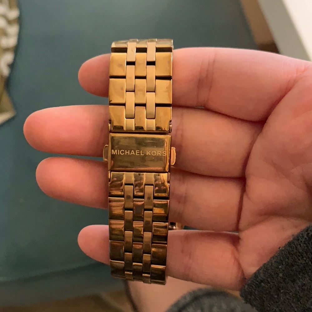 Micheal Kor’s watch - Picture 2 of 3
